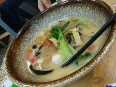 -蒙自源米线大王(东站店)