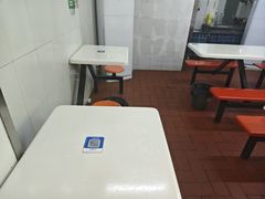 -津品味小吃(大学湾店)