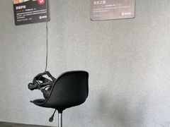 -VR 间客漫·PS电玩·虚拟现实包间游戏电竞(街道口店)