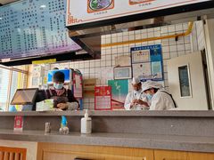 -小姜锅贴(凤凰街店)