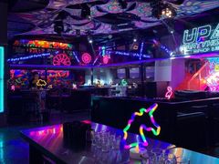-UP嘻哈酒吧(粉巢店)