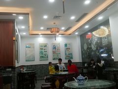 大堂-仁信老铺(盈信城市广场B区店)