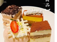 -唐拉雅秀酒店-西锦汇空中BBQ·思创餐厅