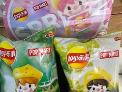 -全家便利店(宜山路站店)