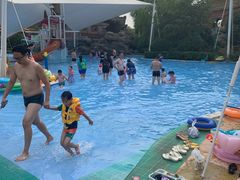 -汤山欢乐水世界