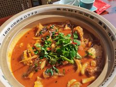 -魏铭鱼头捞饭(晋阳路店)