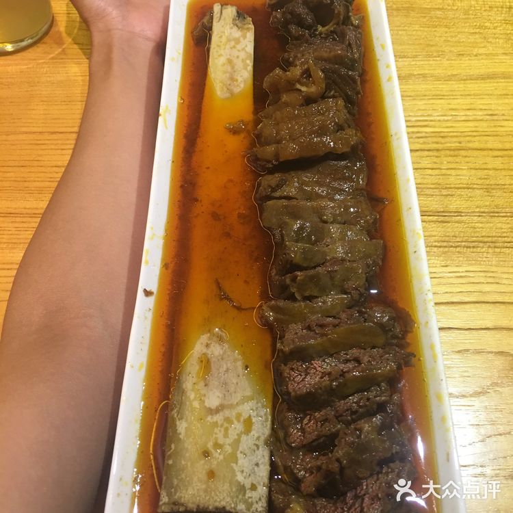 合生汇有一家用21种香料酱成的牛肉专门店