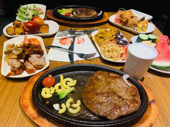 高品会牛排自助(万达广场店)