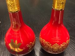 -隆江大酒店(雯婕商务楼店)