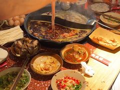 -赵美丽·重庆社区火锅·直营店(火车东站·中豪国际店)