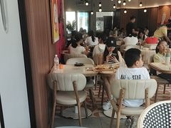 -必胜客(阿罗海店)