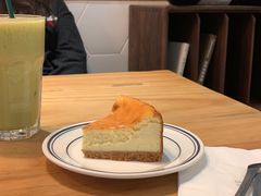 -红小姐咖啡馆(西津渡店)