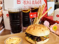 -必胜客(华邦银泰店)