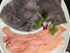 -红九格老火锅(三峡广场店)