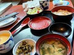 -小山日本料理(兴业太古汇店)