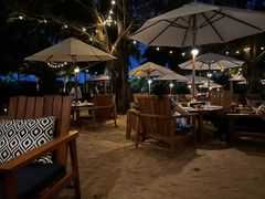 -三亚艾迪逊酒店·海滩烧烤 BARBACOA·现场乐队·浪漫晚餐·烧烤海鲜