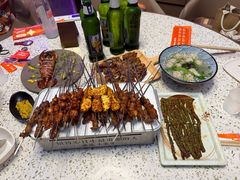-小董哥烤串·爆汁大油边(故宫店)