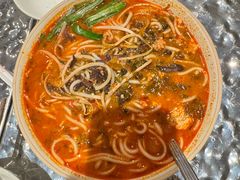 -粉八·云南米线·建水烧烤(常熟路店)