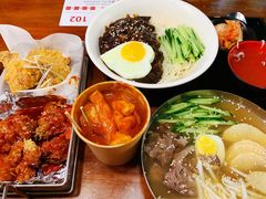 -米屋石锅拌饭(师大店)