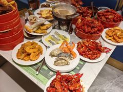 -金马门国际美食百汇(珞喻路店)