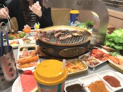 -山焱·炭火自助烤肉(周浦万达店)