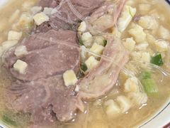 牛肉泡馍-刘信牛羊肉泡馍小炒(回民街店)