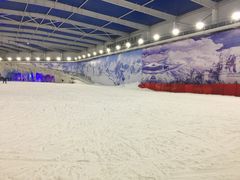 -乔波室内滑雪场