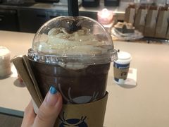 巧克力瑞纳冰-瑞幸咖啡(怡富广场店)
