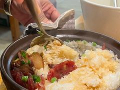腊肉煲仔饭-周锦记广式餐厅