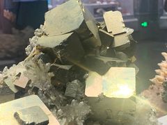 -湖南省地质博物馆