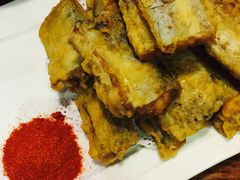 干炸面包鱼 -船歌鱼水饺(淄博万象汇店)