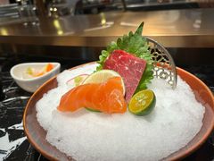 雪花和牛三文鱼刺身拼盘-牛将军•涮肉•烤肉•铁板烧(北京王府井·故宫店)