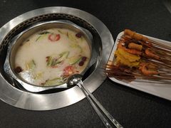 三鲜锅底-佰人王串串香火锅(洋珠巷店)