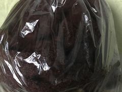 巧克力蛋糕碎块-来噻布布 Lets BUBU