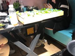 -烤路里·韩国品质自助烤肉(石路天虹4号店)