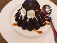 驰名巧克力熔岩蛋糕-Chili's Cafe&Bar奇利斯(滨江店)