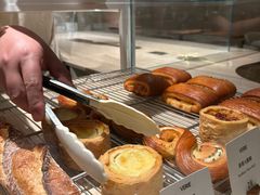 -VERIE BAKEHOUSE