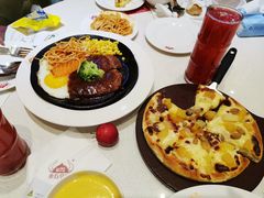 -东方豪客牛排意面披萨(玉函银座店)