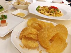 空心煎堆-利苑酒家(合景国际金融广场店)