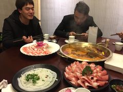 -重庆爽翻天老火锅(临平万达广场店)