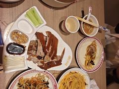 -满园烤鸭·春饼(太原街万达店)