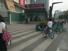 -铁西广场(地铁站)