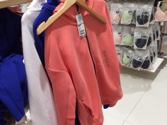 -优衣库(上海金桥国际商业广场店)