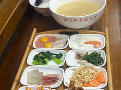 -建新园过桥米线(宝善街店)