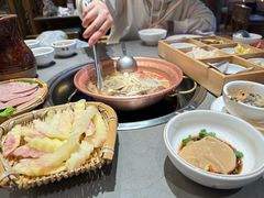-阿婆情腊排骨火锅·野生菌季(古城旗舰店)