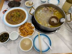-朴小妹人参鸡汤火锅(长白山万达店)