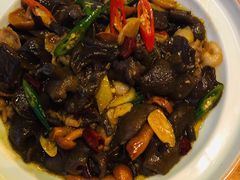 小炒黑牛肝菌-胡桃里音乐酒馆(东区店)