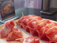 -鲜入唯煮·港式海鲜牛肉火锅(金宝街店)