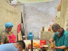 -老婆婆炒饭(小白楼1902欧式风情街店)