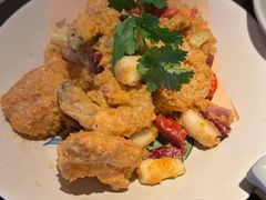 -大头虾越式风味餐厅(光明广场店)